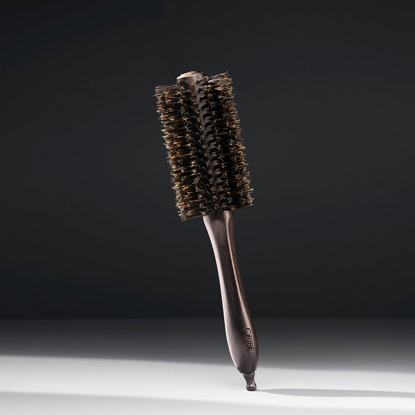 ORIBE Medium round bristle brush 1