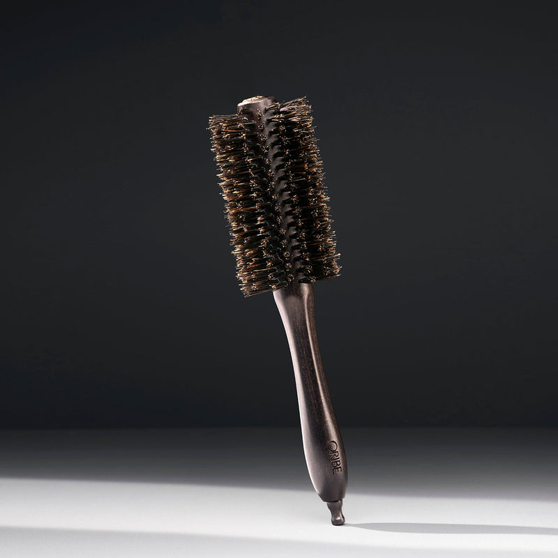 ORIBE Medium round bristle brush 1